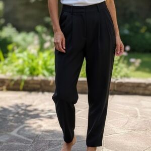 Aritzia Babaton Sz 8 Black Wool Tailored Tapered Office Career Pants